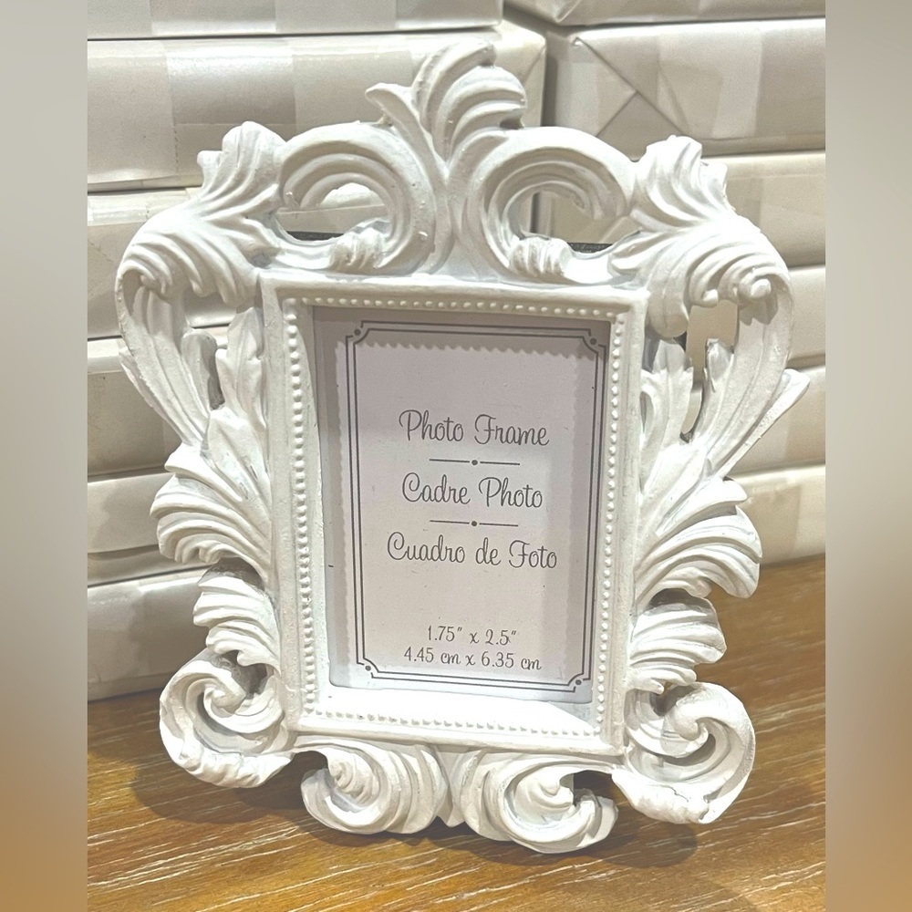 (22) Kate Aspen mini frames bomboniere, place/name card holder, party gift